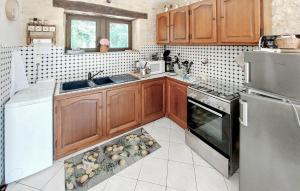 Lovely Home In Paulin With Kitchen