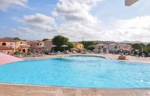 Beautiful Apartment In Vignola Mare With Wifi - Aglientu