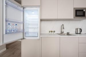 A13- Deluxe Apartments, Best Location, by BQA