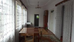 სახლი ბუნებაში House in nature