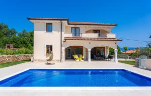 Lovely Home In Sveti Viddobrinjski With Wifi