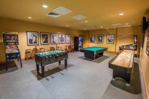 1801 Sapphire Beachfront 3 Bedroom Condo