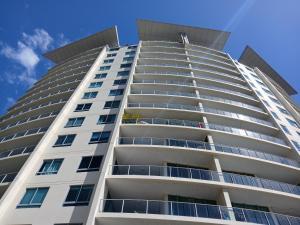 Wings 2 Bedroom Apartment