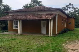 Casa no centrinho do Vale das Videiras - Coqueiros