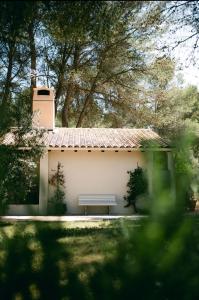 Maisons de vacances Mas Frederi - Maison avec piscine pour 10 : photos des chambres