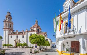 3 Bedroom Stunning Home In Peñaflor