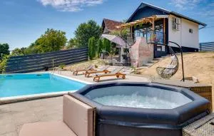 Stunning Home In Bjelovar - Veliki Grđevac