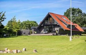3 Bedroom Gorgeous Home In Hadsund - Haslevgårde