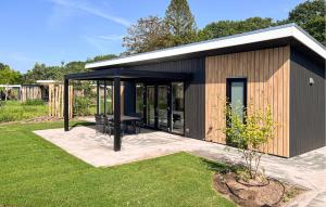 2 Bedroom Lovely Home In Voorthuizen