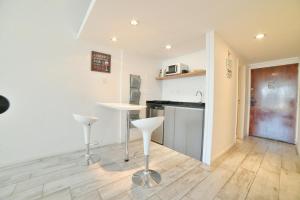 Maipu 812 X by depptö