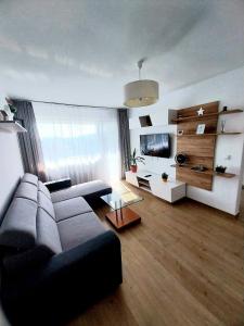 Panoramic City View Apartment