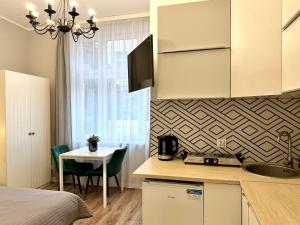 NW Studio By The Pier I