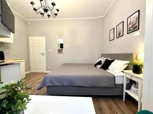 NW Studio By The Pier I