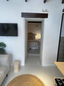 Cozy 1-Bdrm Apt in City Center