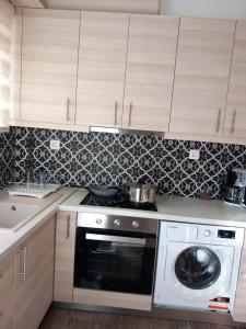 Manos apartments