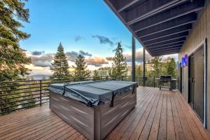 Luxe11 blue diamond VIP mega lodge lake tahoe