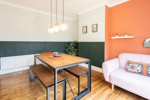 Host & Stay - Newton House