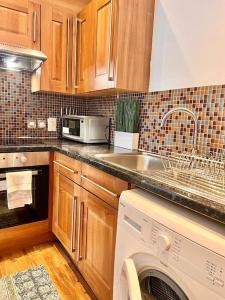 Lovely 1Bdr flat next to Earls Court Station