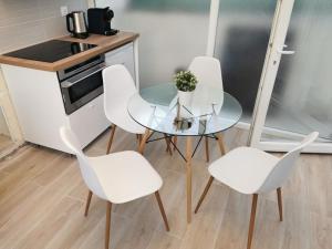 Appartements 10 mins Center St Germain En Laye : photos des chambres