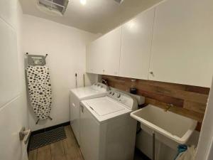 DST3 Complete studio in zone 15