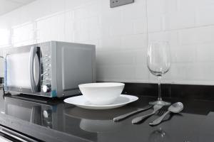 Nyumbani Oasis - Tastefully Furnished Three Bedroom Apartment In Kilimani