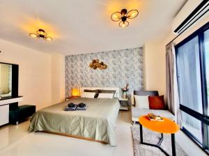 Chez Anne ,Apartment 15 mins from Suvarnabhumi International Airport, near Airpor Rail Link Huamak ,Ban Thap Chang