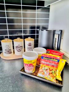 Chez Anne ,Apartment 15 mins from Suvarnabhumi International Airport, near Airpor Rail Link Huamak ,Ban Thap Chang