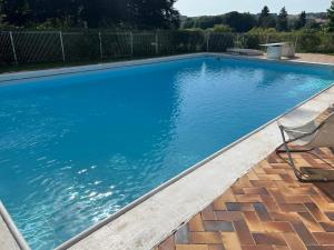 Villas Le Chesnoy 17 pers piscine tennis : photos des chambres