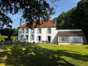Villas Le Chesnoy 17 pers piscine tennis : photos des chambres