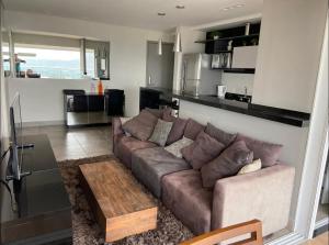 Confortável, ar na sala e quarto, garagem, 183