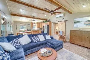 Clayton Cabin with Wraparound Deck Steps to Lake! - Tuskahoma