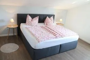 FeWo Seerose auf dem Ostsee-Ferienhof - Schwienkuhl