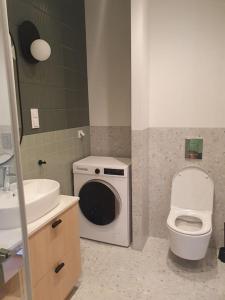 Green apartment strict center