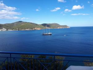 Jennys Sea View House