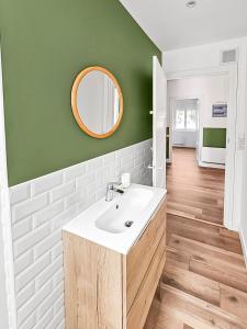 Appartements Evasion Paisible au Creusot - T3 renove et colore : photos des chambres