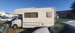 Camper estacionadoDucato 10 GRANDUCA