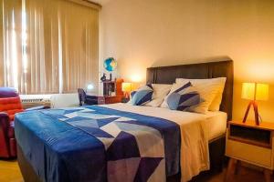 8min da praia, estacionamento amplo grátis, recepção 24h, cozinha completa, 5min do metrô e espaço home office com wi-fi rápido - Copa901