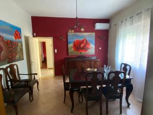 Agioi Theodoroi Villa