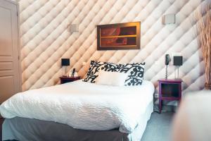 Hotels Logis Hotel La Magnanerie - Cote Bistro : photos des chambres