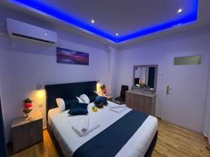 Four Seasons Apartment