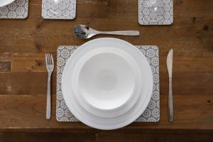 Ebor Place - Victorian Home - Free Parking - Central