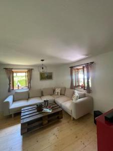 Chata nad řekou Otavou