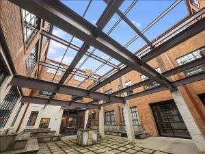 2125 Superior Living