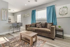 Spacious Detroit Suite Close to Dtwn and Med Center - Hamtramck