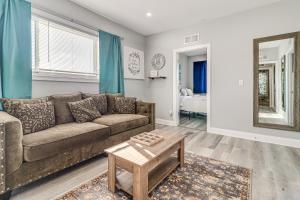 Spacious Detroit Suite Close to Dtwn and Med Center