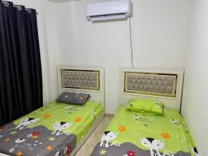 شاليه العائلة بمنتجع سانتوريني - Abū Shunaynah