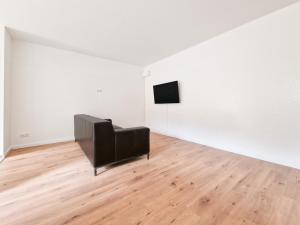 Tolstov Apartments - 4 Zimmer Wohnung mit Terrasse - 25 Min zur Messe DUS