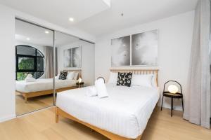 Stylish 2BR Sanctuary in the Heart of Braddon - Hosted by Canstay