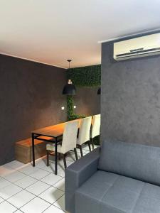 O EDIFÍCIO é de frente ao MAR de Pajuçara NEO 2 Qts 2gar - Adm Nutelss