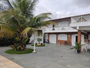 Casa com Piscina Peruibe